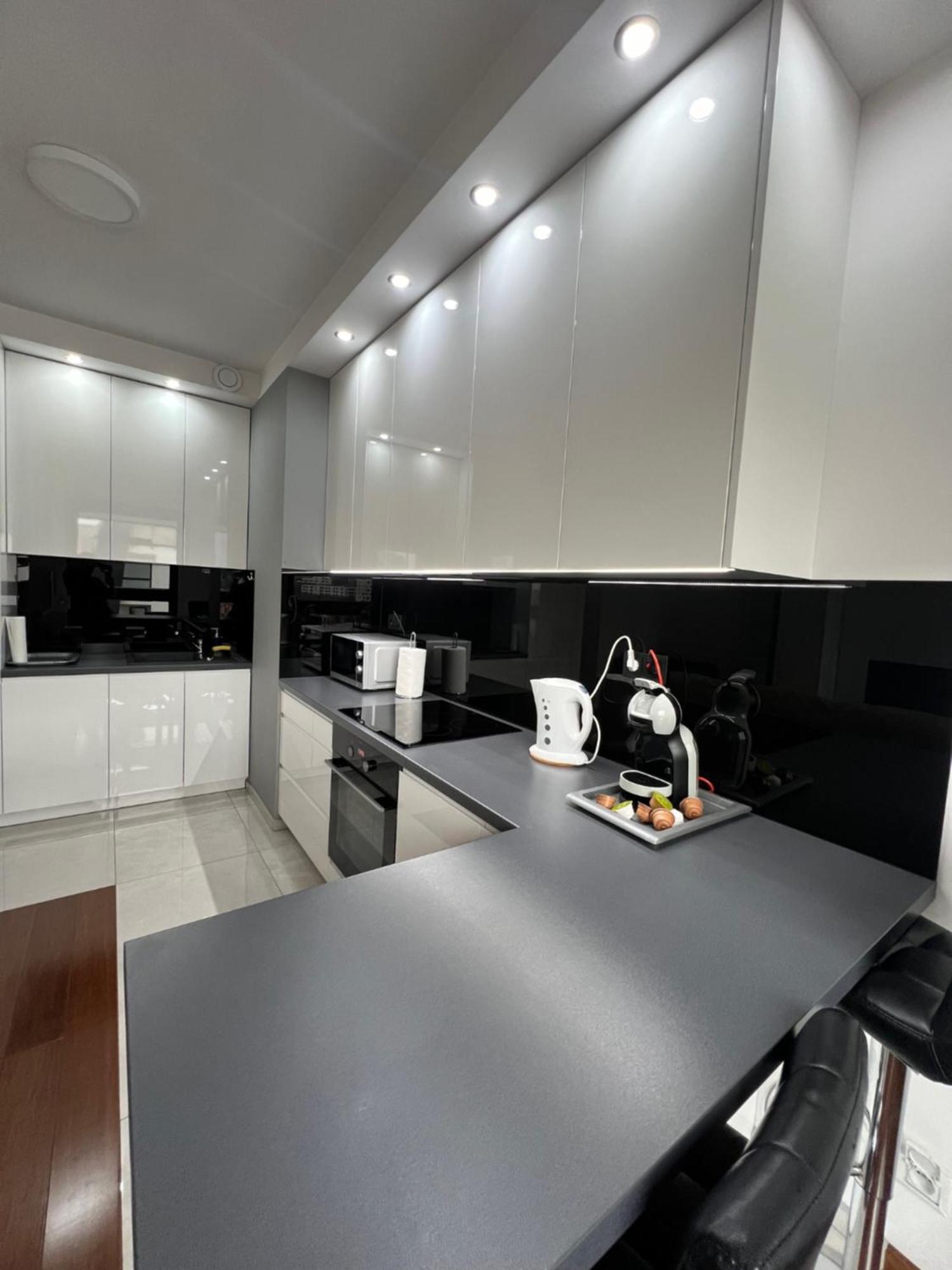 Apartament H&P Silver Warsawa Bagian luar foto