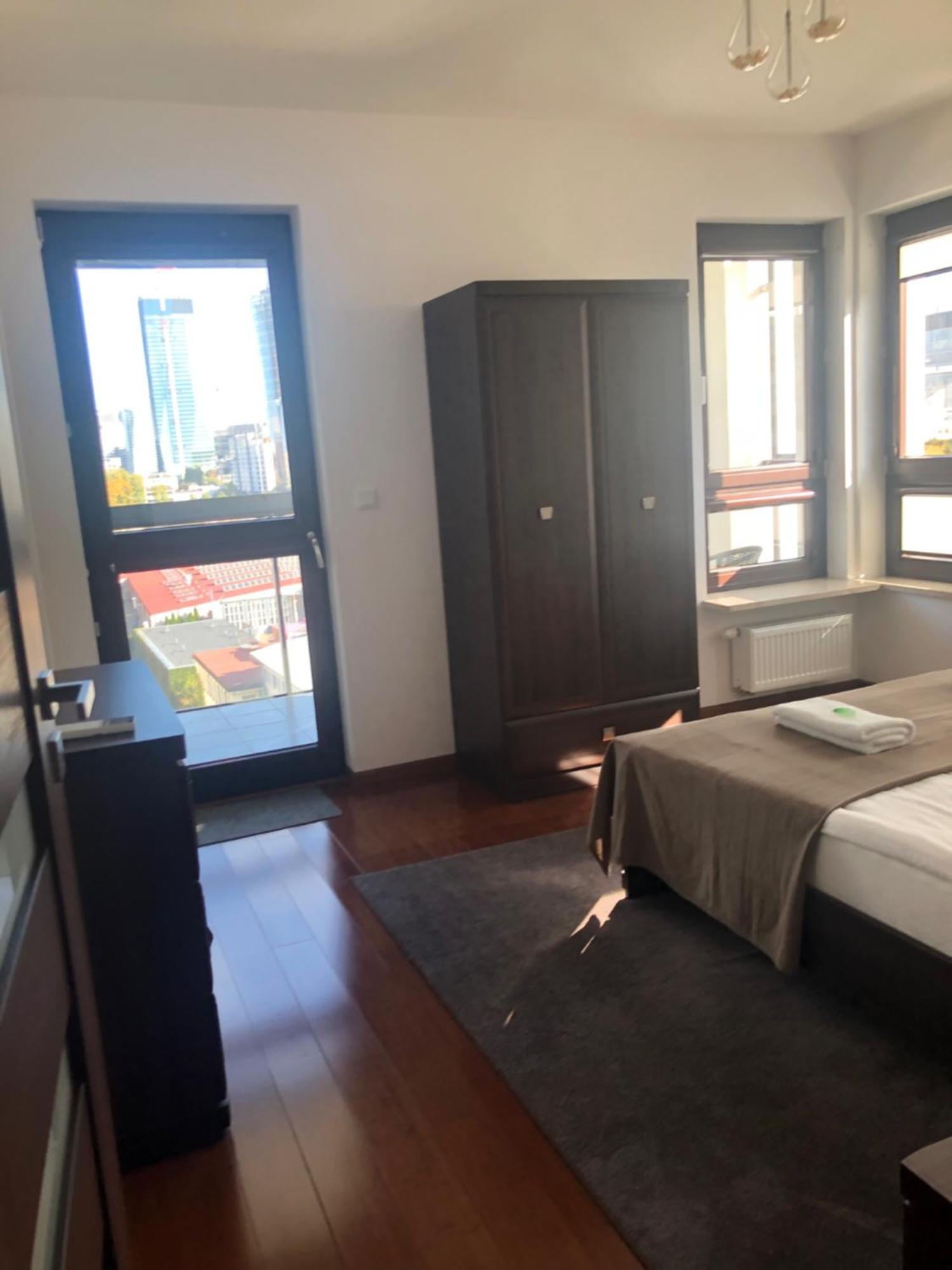 Apartament H&P Silver Warsawa Bagian luar foto